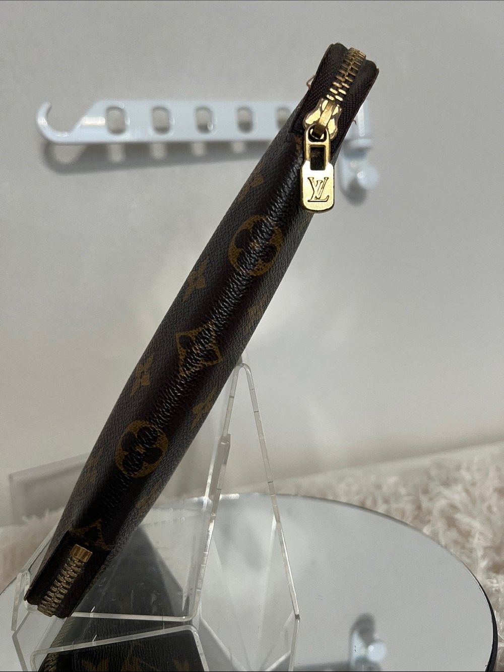 Louis Vuitton Monogram Zippy Travel Organizer - Picture 3 of 12